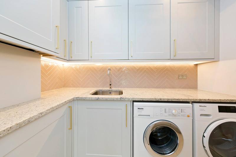 Herringbone splashback